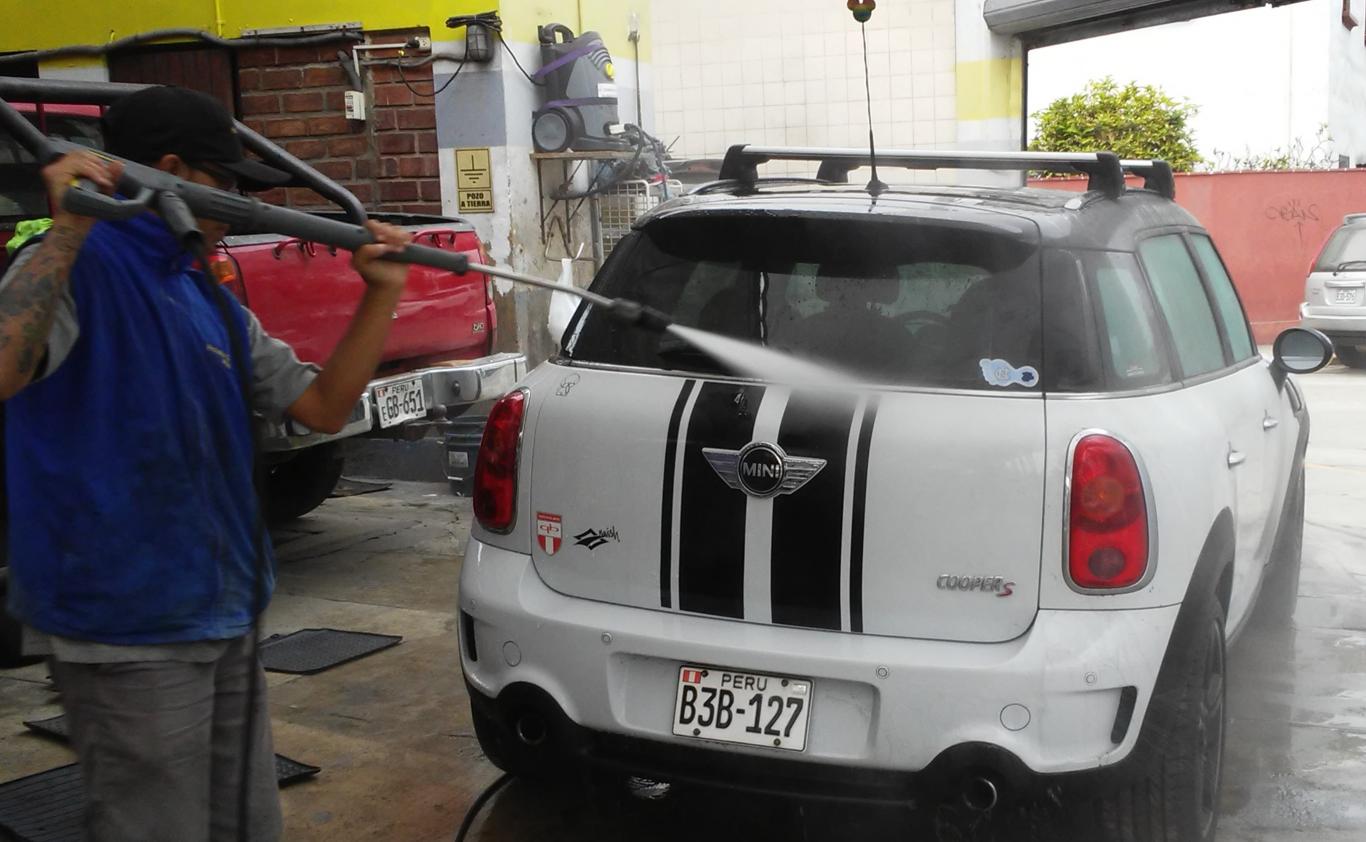 LAVADO CON HIDROLAVADORA INDUSTRIAL
